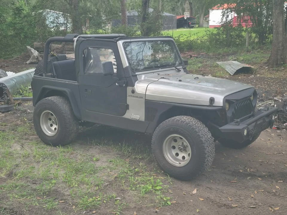 2001 Jeep TJ Wrangler - Image 2 of 5