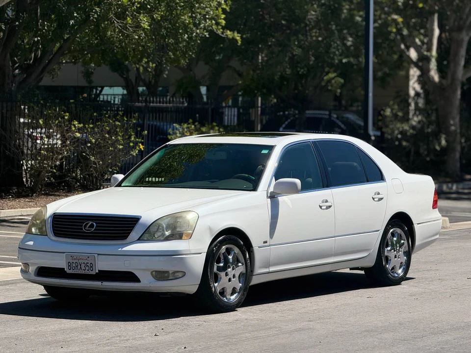 2001 Lexus LS 3rd Gen - Image 6 of 14