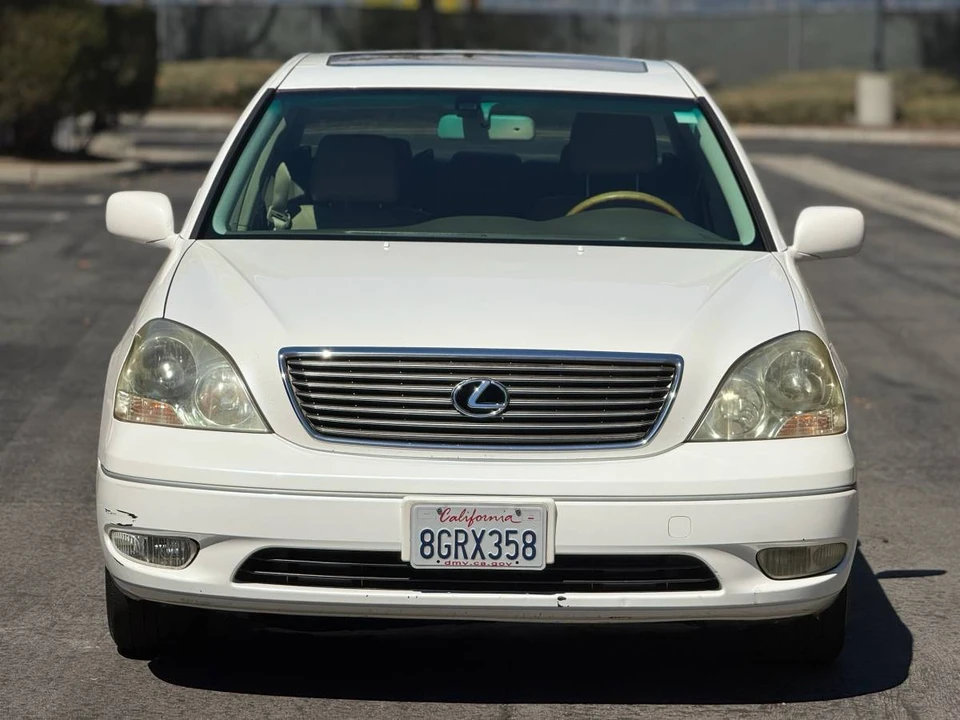 2001 Lexus LS 3rd Gen - Image 4 of 14
