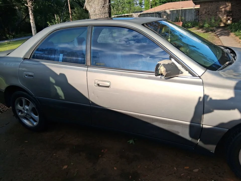 2001 Lexus ES 3rd Gen - Image 4 of 6