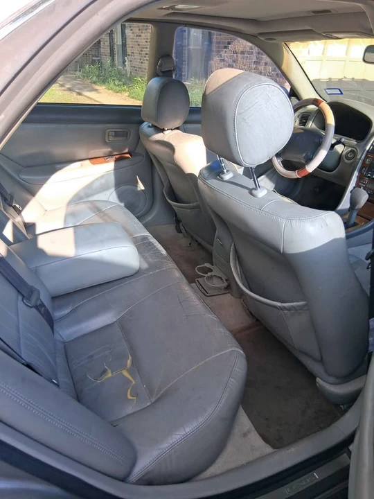 2001 Lexus ES 3rd Gen - Image 3 of 6