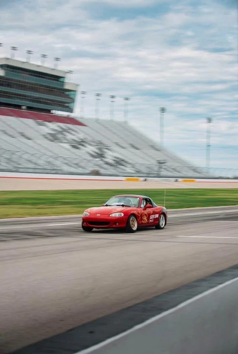 2001 Mazda NB MX-5 Miata - Image 6 of 6