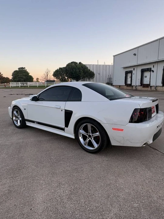 2001 Ford SN95 Mustang - Image 9 of 12