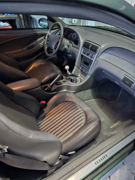 2001 Ford SN95 Mustang - Image 8 of 10
