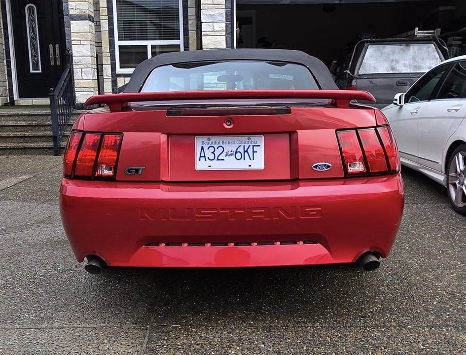 2001 Ford SN95 Mustang - Image 2 of 2