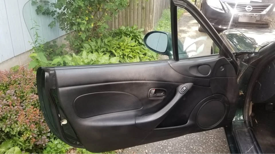 2001 Mazda NB MX-5 Miata - Image 4 of 9