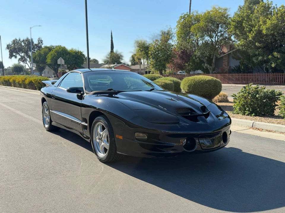 2001 Pontiac Firebird Trans Am 4th Gen - Image 2 of 20