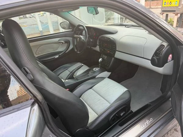 2001 Porsche 996 Turbo - Image 11 of 18