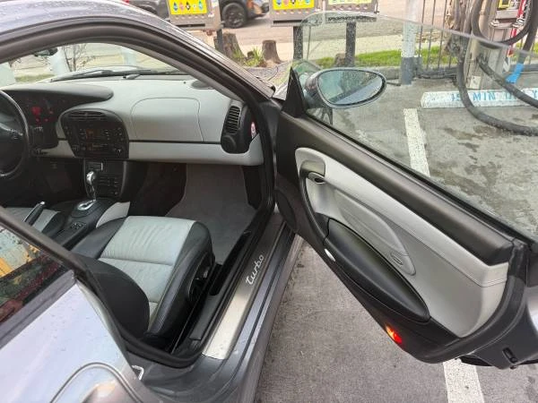 2001 Porsche 996 Turbo - Image 12 of 18