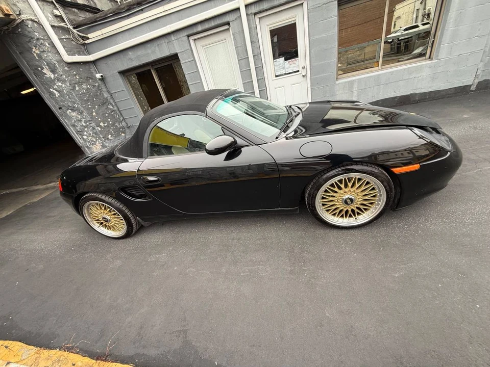 2001 Porsche 986 Boxster - Image 13 of 17