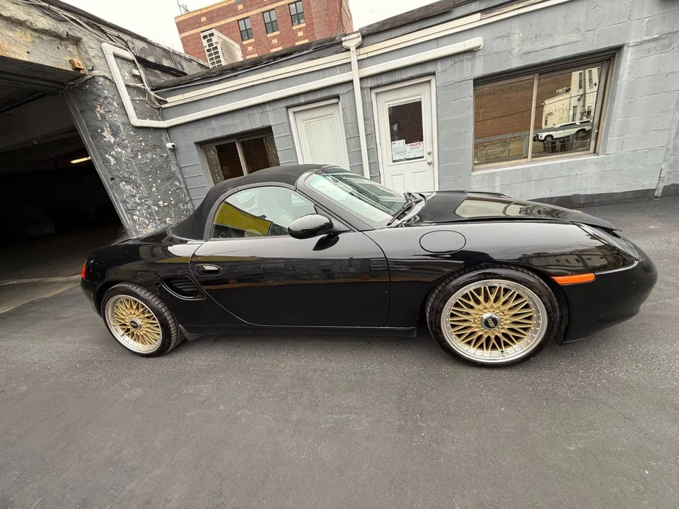 2001 Porsche 986 Boxster - Image 14 of 17