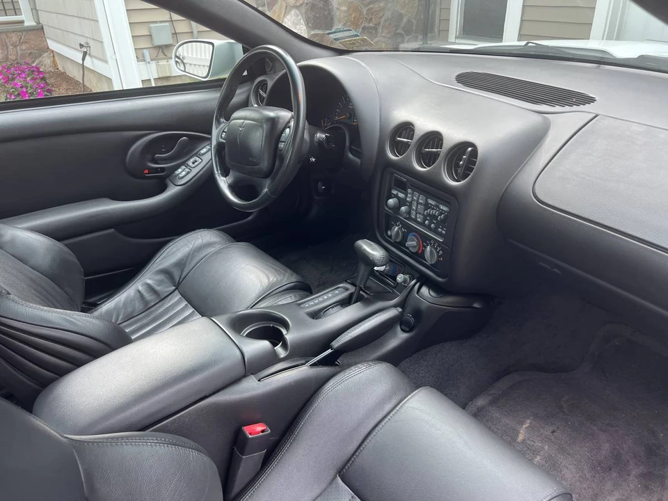 2001 Pontiac Firebird Trans Am 4th Gen - Image 4 of 4