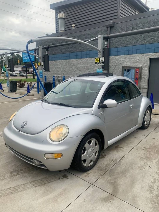 2001 Volkswagen New Beetle - Image 4 of 6