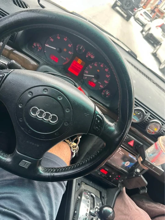 2001 Audi B5 S4 - Image 4 of 6