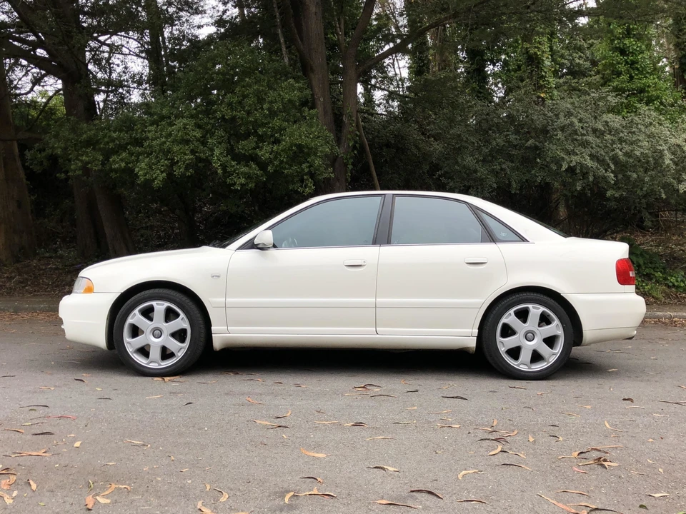 2001 Audi B5 S4 - Image 2 of 31