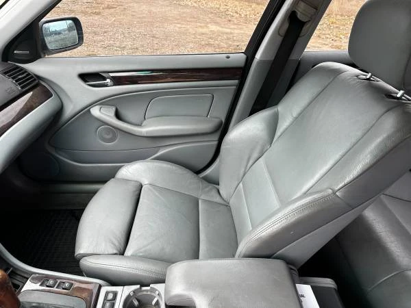 2001 BMW E46 330i & 330Ci - Image 7 of 10