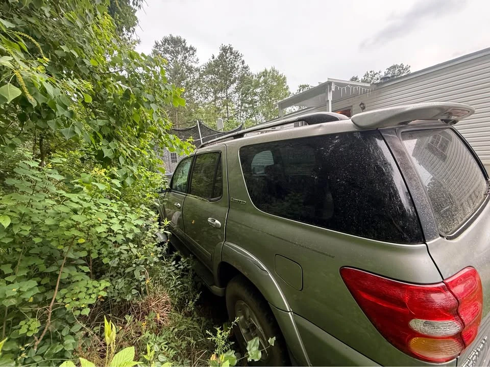 Toyota Sequoia 1st Gen - Image 6 of 6