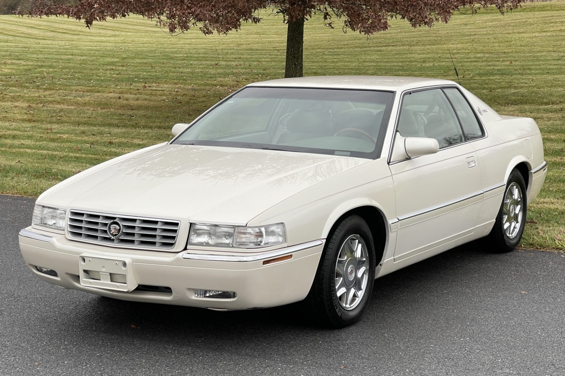 22k-Mile 2001 Cadillac Eldorado