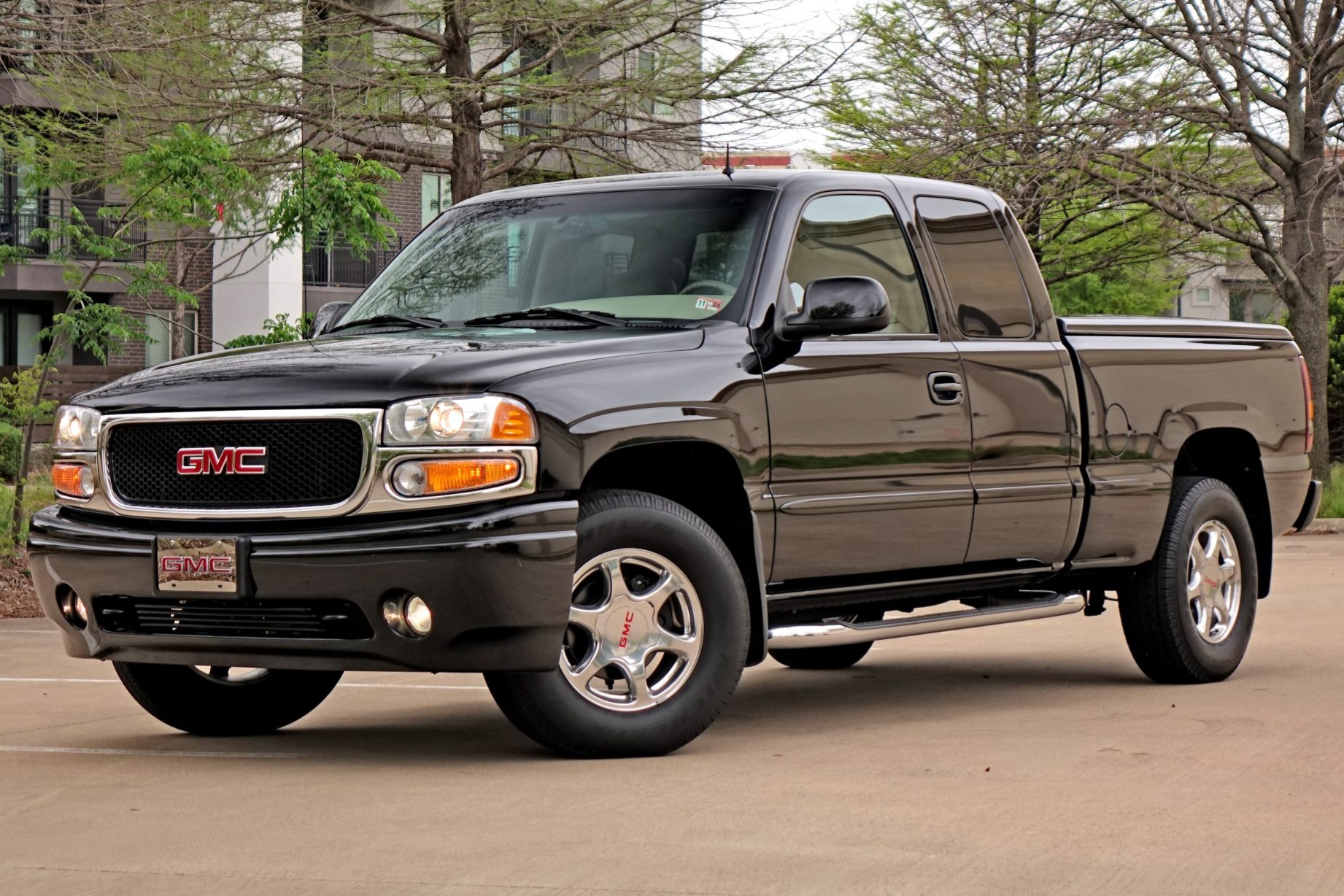 28k-Mile 2001 GMC Sierra C3 Extended Cab