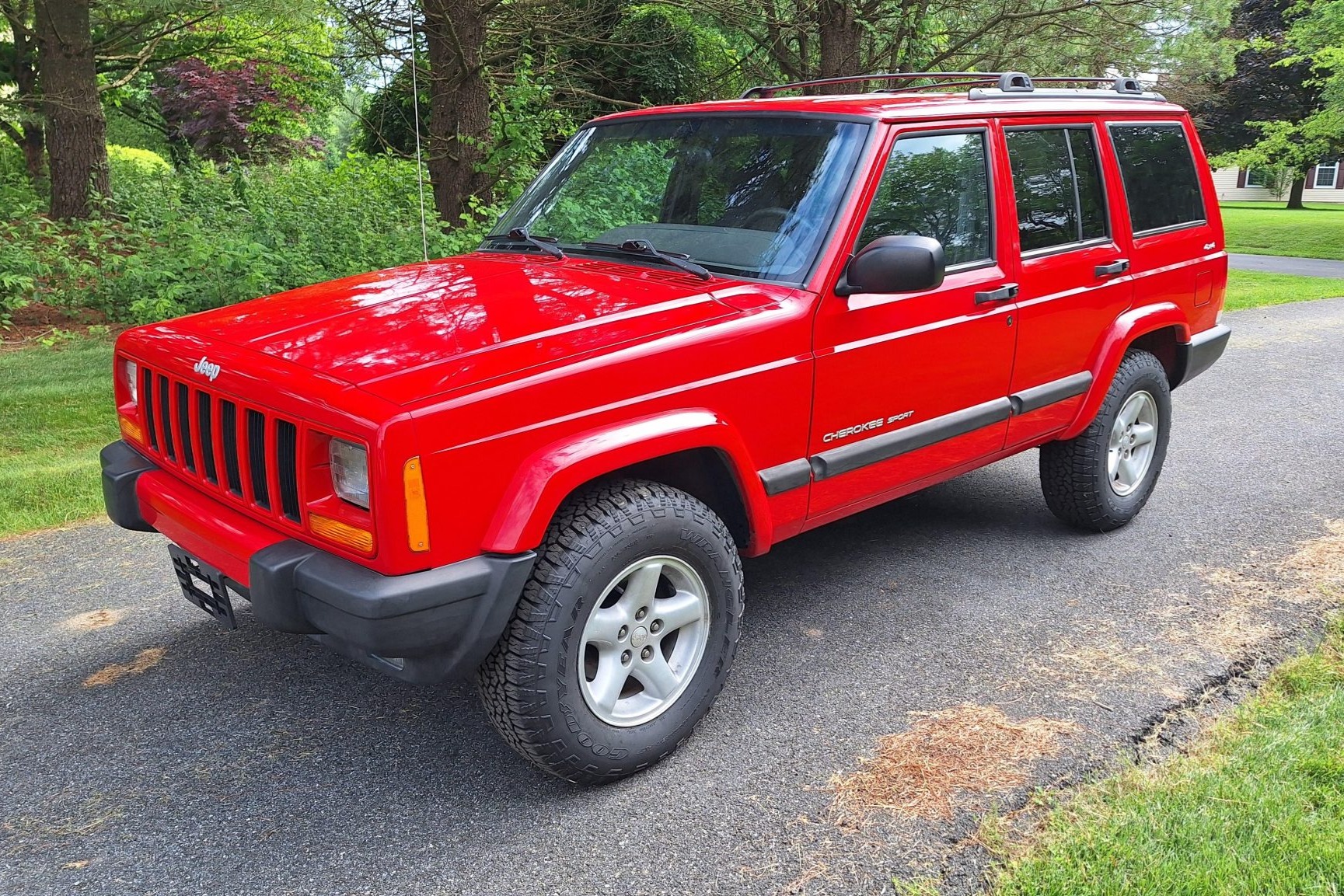 45k-Mile 2001 Jeep Cherokee Sport 4×4