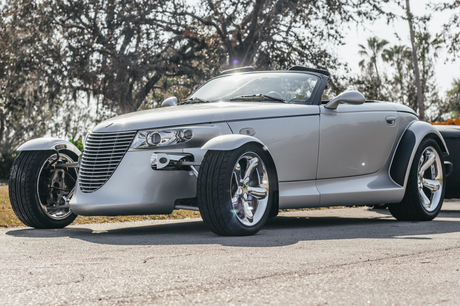 10k-Mile 2001 Plymouth Prowler w/Trailer