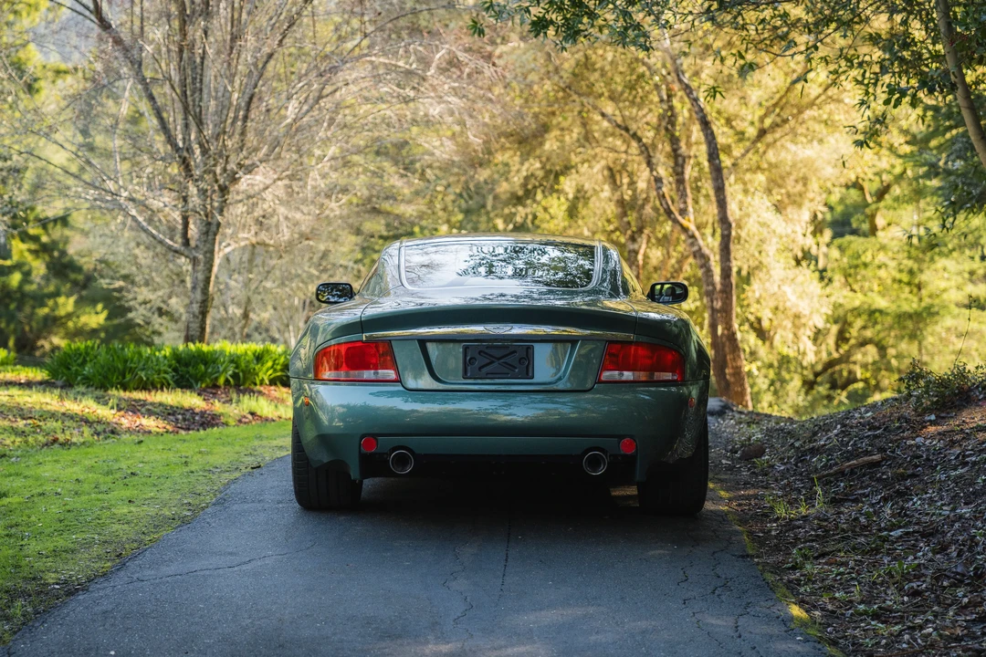 2002 Aston Martin Vanquish 1st Gen - Image 5 of 31