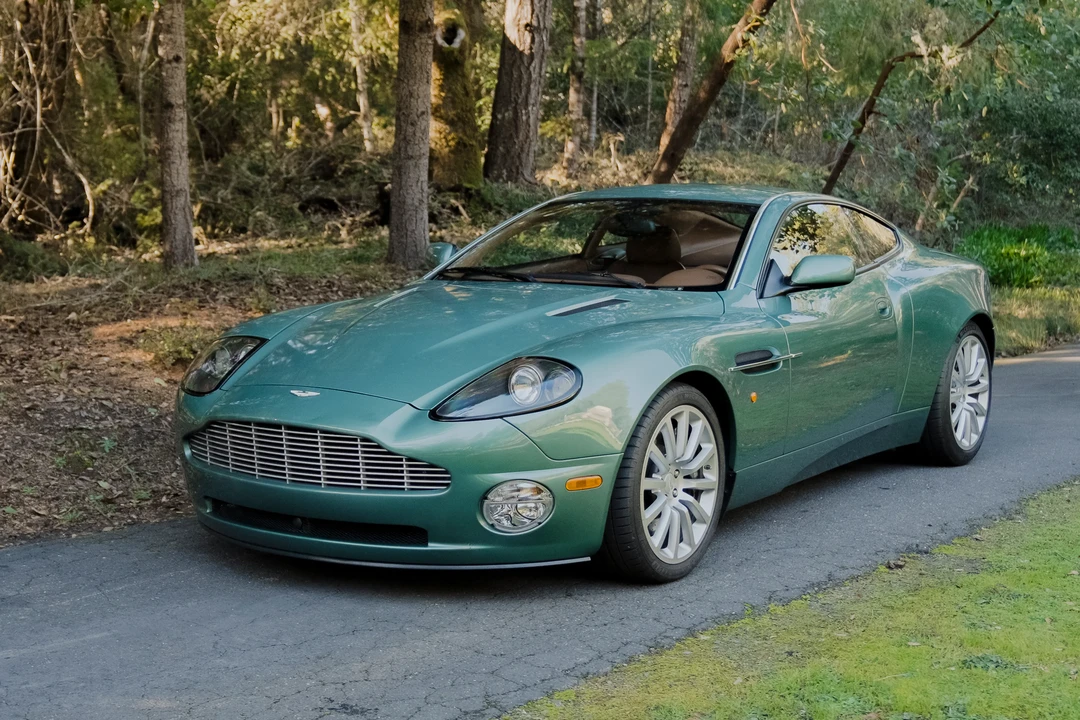 2002 Aston Martin Vanquish 1st Gen - Image 6 of 31