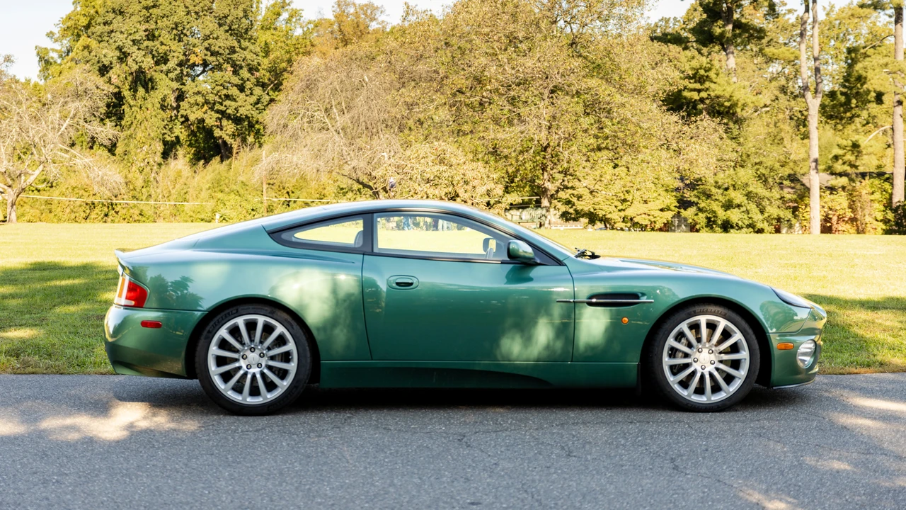 2002 Aston Martin Vanquish 1st Gen - Image 4 of 31