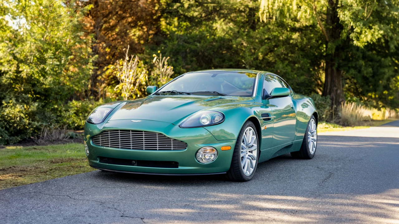 2002 Aston Martin Vanquish 1st Gen - Image 7 of 31