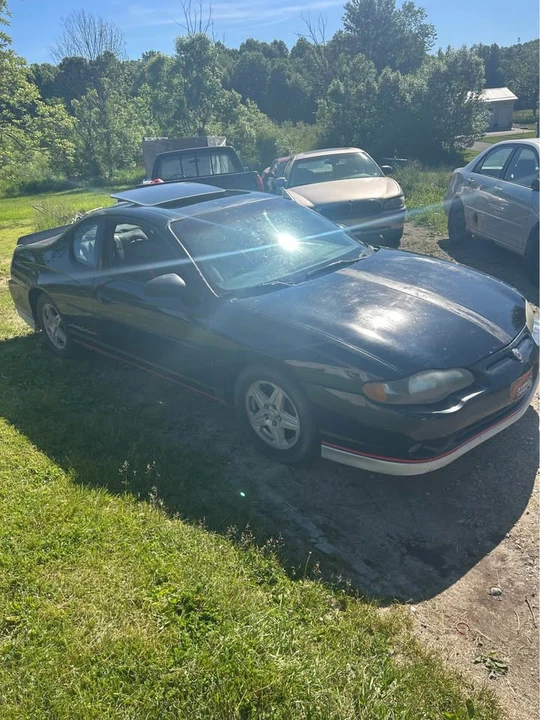 2002 Chevrolet Monte Carlo 6th Gen - Image 2 of 12