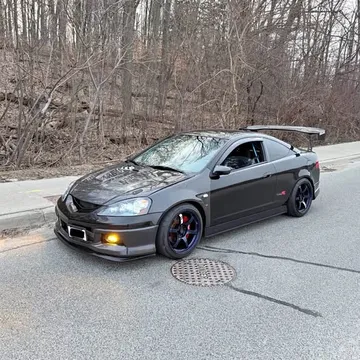2002 Acura RSX Type S Carbon Fiber J’s Racing Wide Fenders