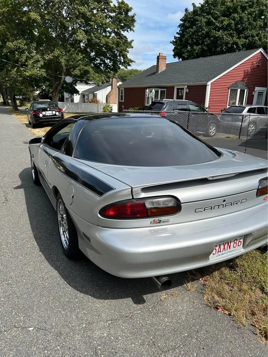 2002 Chevrolet Camaro SS 4th Gen - Image 9 of 10