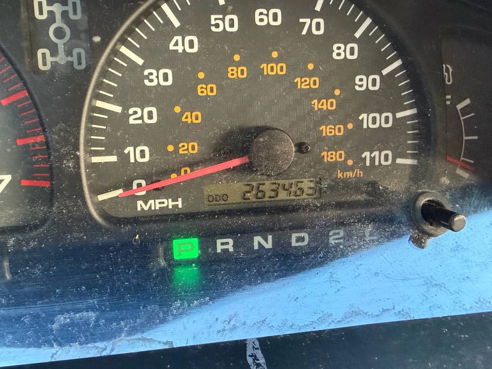 2002 Toyota 4Runner - Image 9 of 9