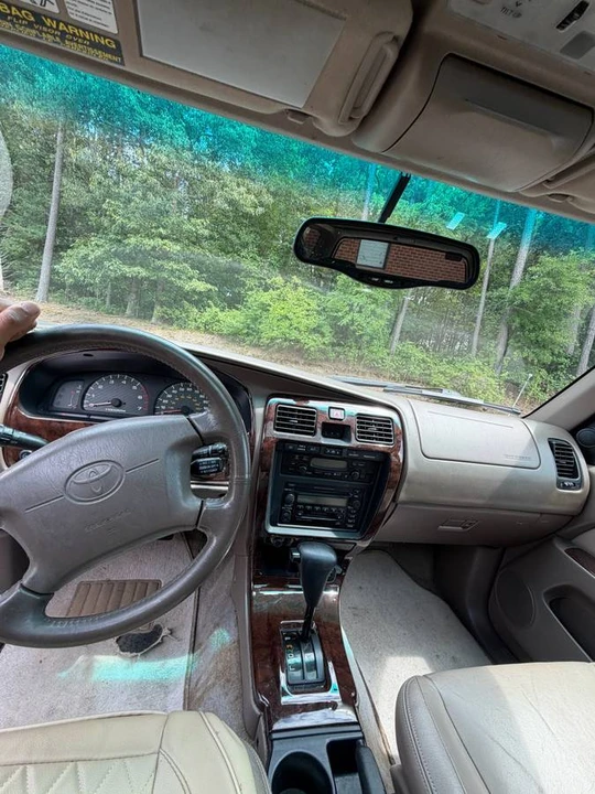 2002 Toyota 4Runner 3rd Gen - Image 16 of 19