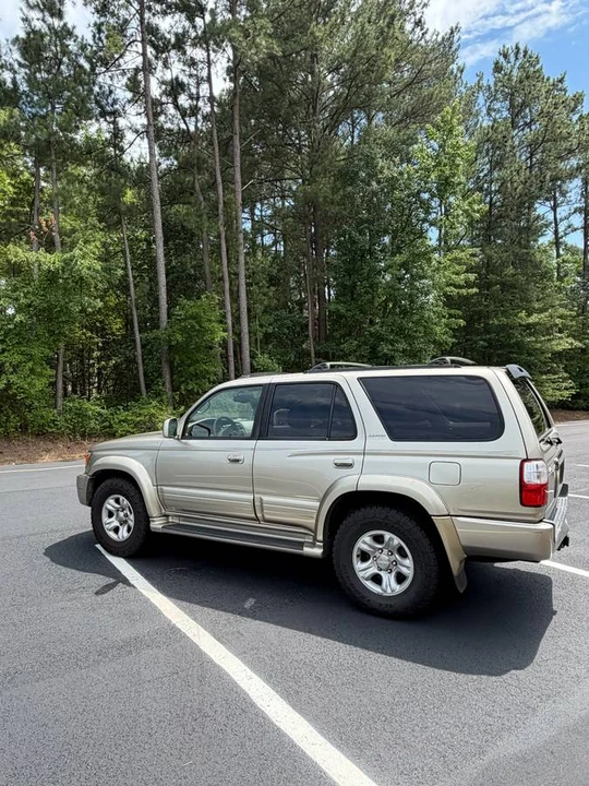 2002 Toyota 4Runner 3rd Gen - Image 3 of 19