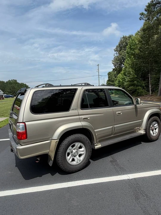 2002 Toyota 4Runner 3rd Gen - Image 8 of 19