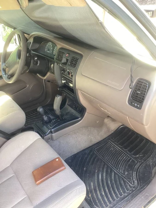 2002 Toyota 4Runner 3rd Gen - Image 5 of 11