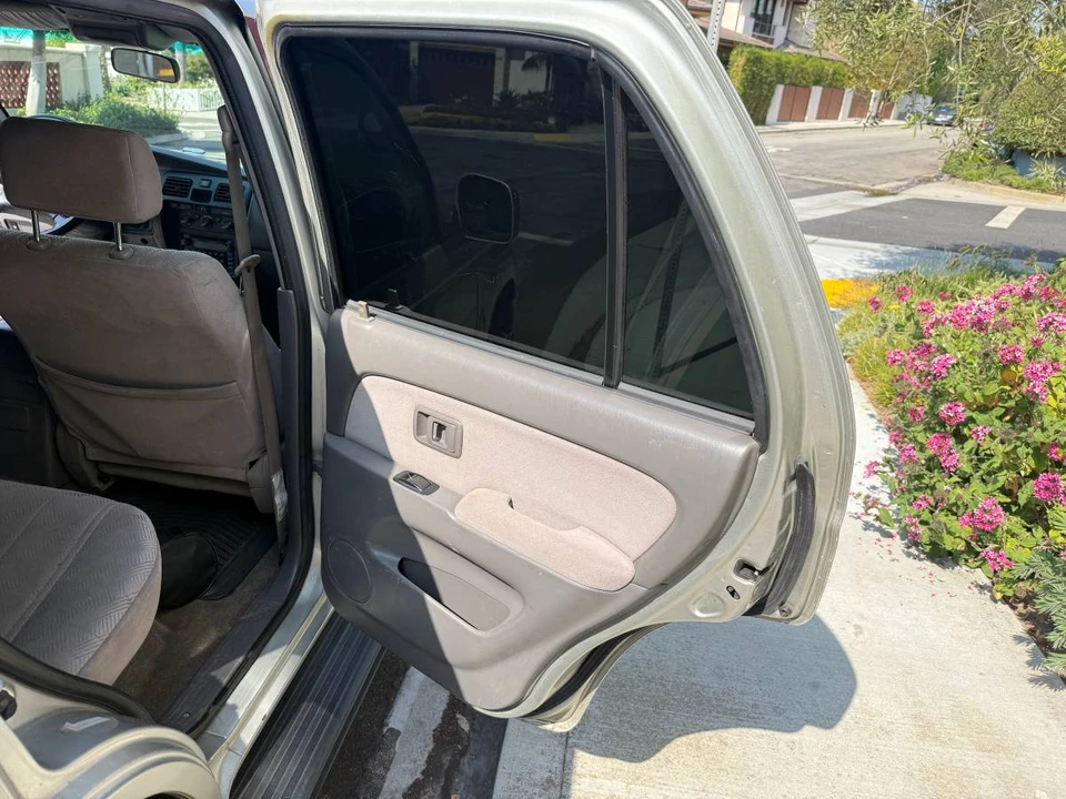 2002 Toyota 4Runner 3rd Gen - Image 7 of 17