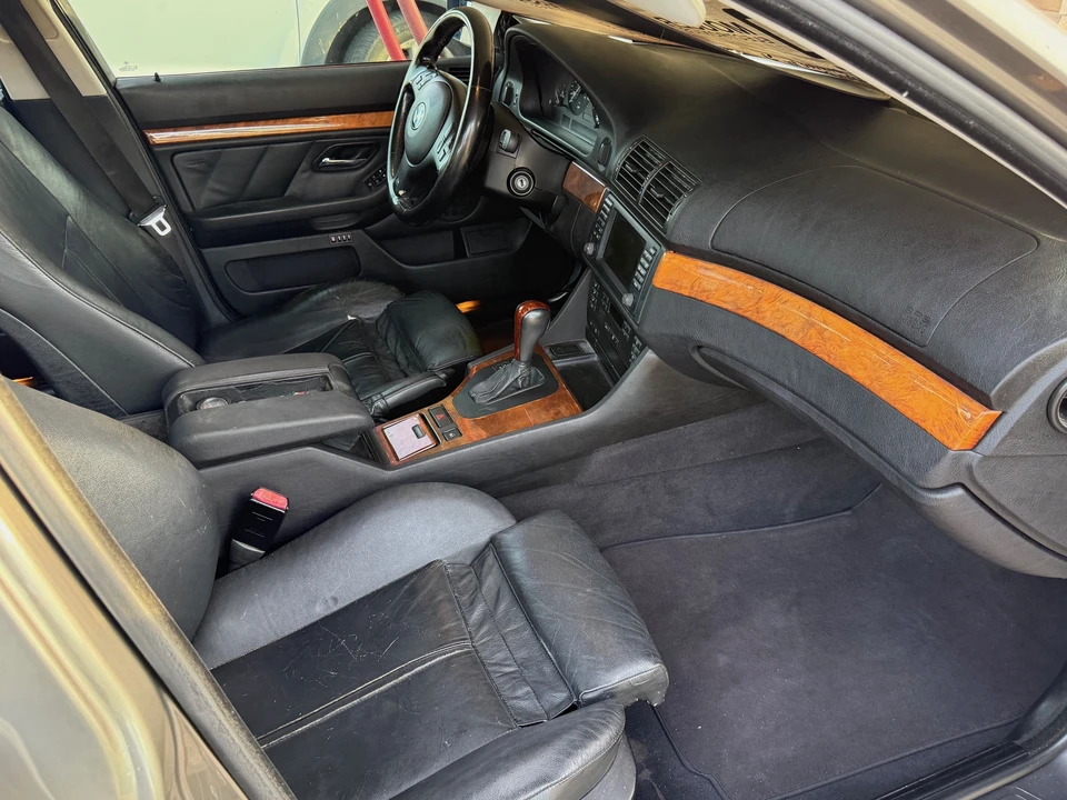 2002 BMW E39 5 Series - Image 6 of 6