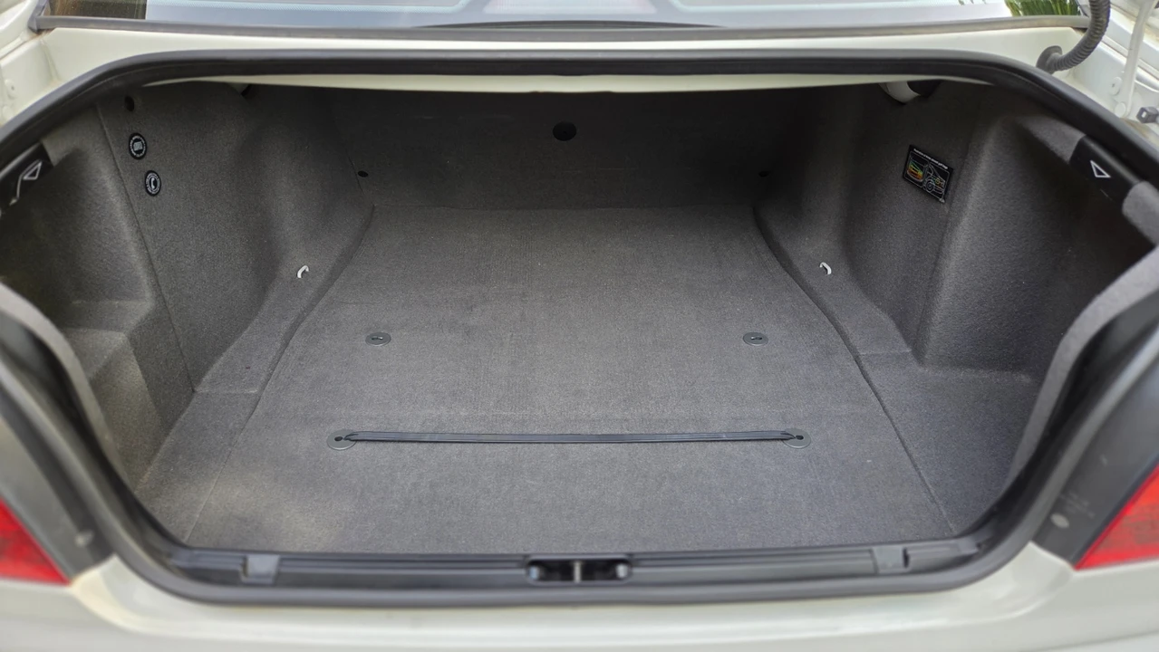 2002 BMW E39 5 Series - Image 6 of 6