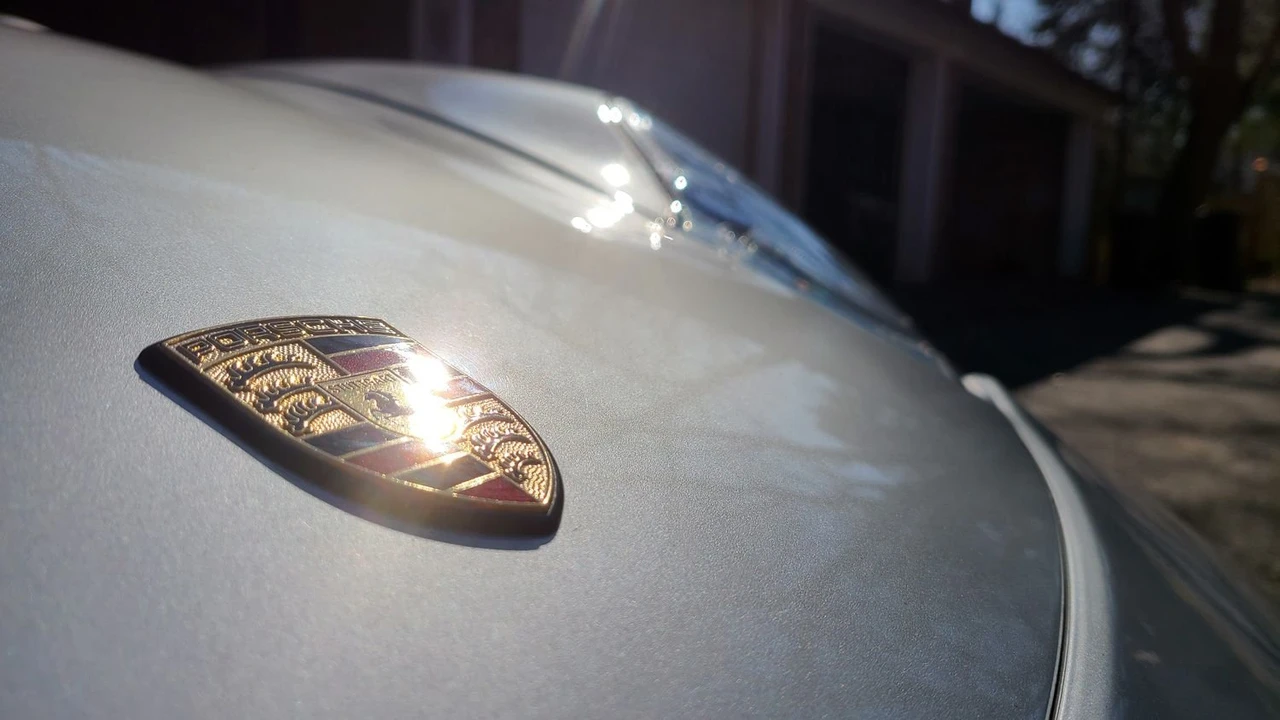 2002 Porsche 996 Carrera - Image 18 of 20