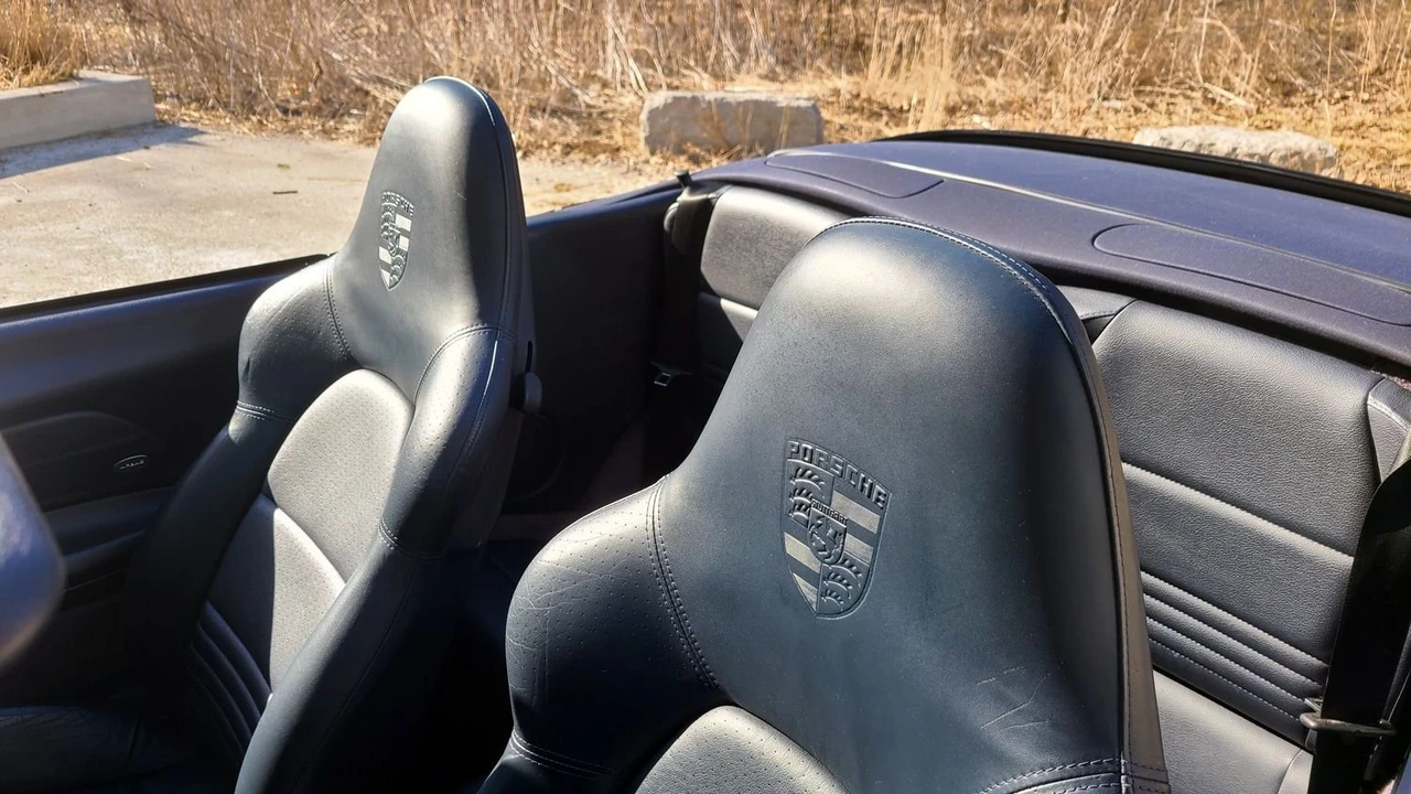 2002 Porsche 996 Carrera - Image 6 of 20