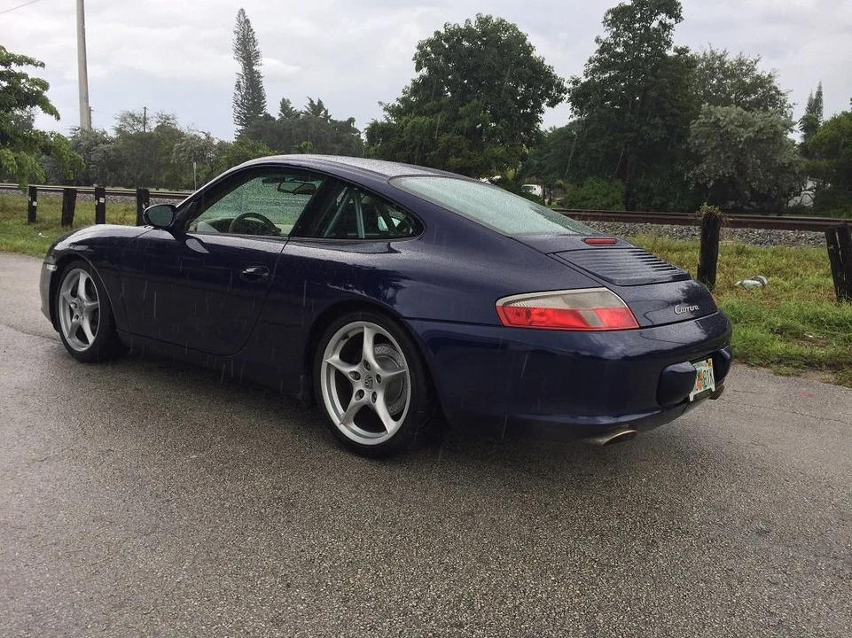 2002 Porsche 996 Carrera - Image 5 of 28
