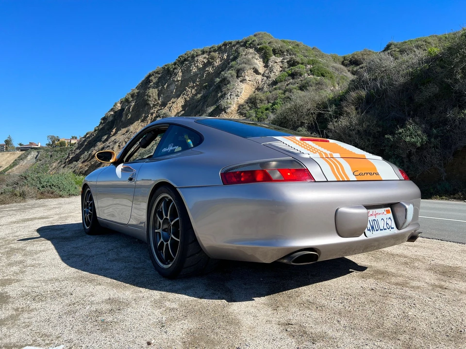 2002 Porsche 996 Carrera - Image 26 of 31