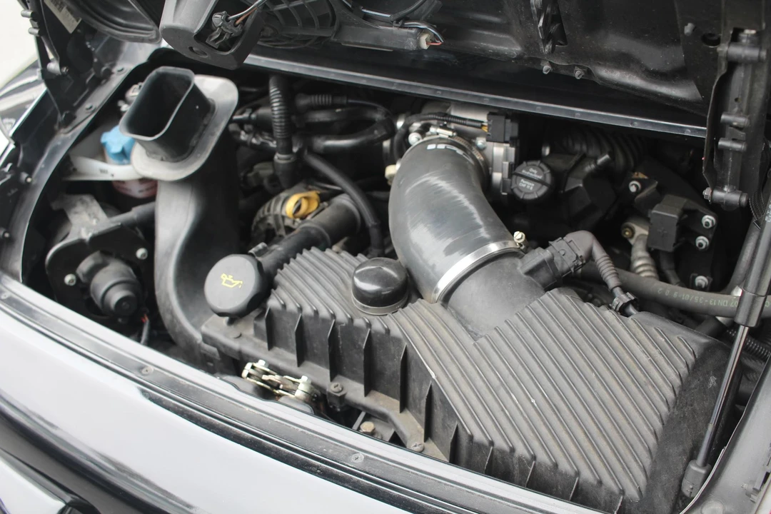 2002 Porsche 996 Carrera - Image 9 of 15