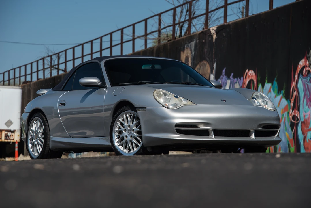 2002 Porsche 996 Carrera 4 - Image 3 of 7