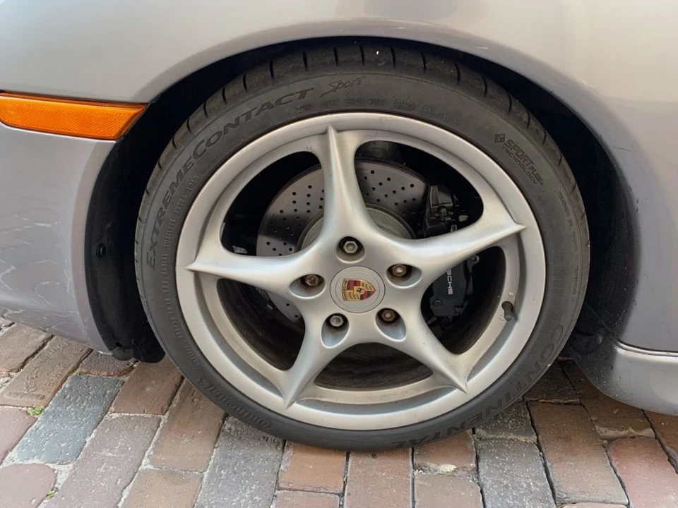 2002 Porsche 996 Carrera - Image 16 of 20