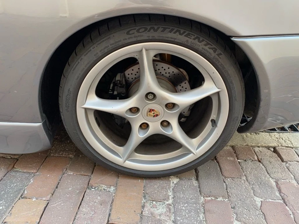 2002 Porsche 996 Carrera - Image 17 of 20