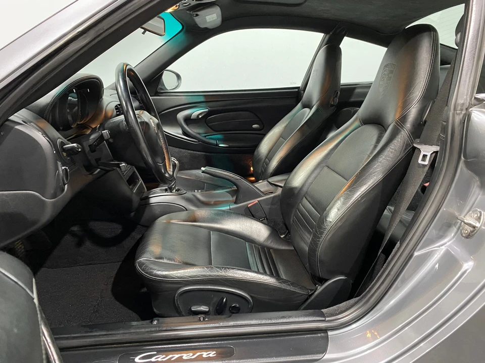 2002 Porsche 996 Carrera - Image 19 of 28