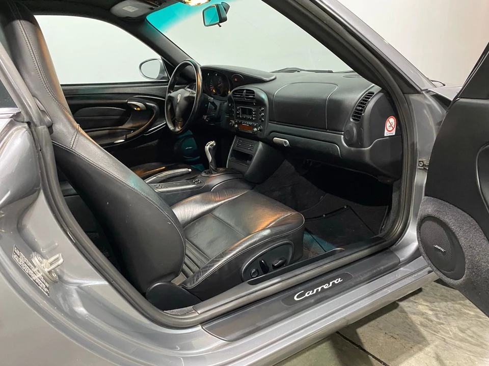 2002 Porsche 996 Carrera - Image 13 of 28